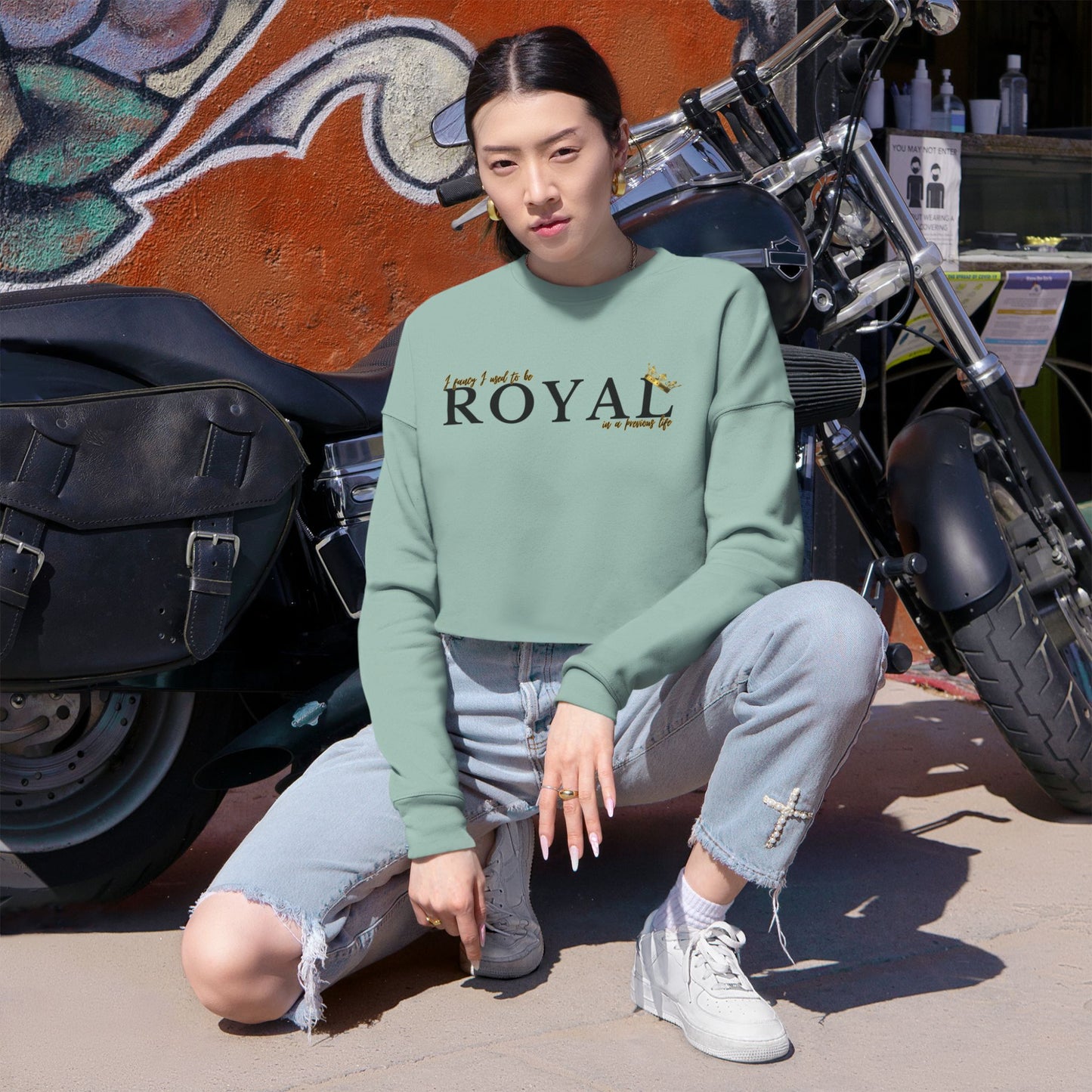 I FANCY I USED TO BE ROYAL Women's Cropped Sweatshirt